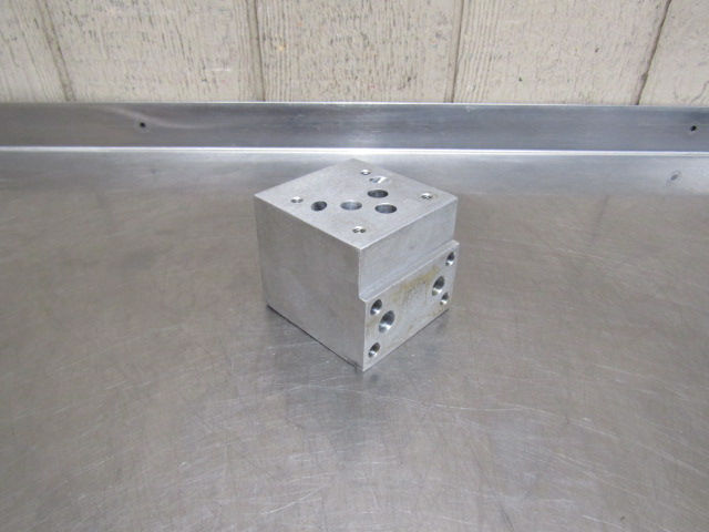 Thumbnail: PMSI 15-5568 40125 Hydraulic Manifold Valve Block Sub Plate