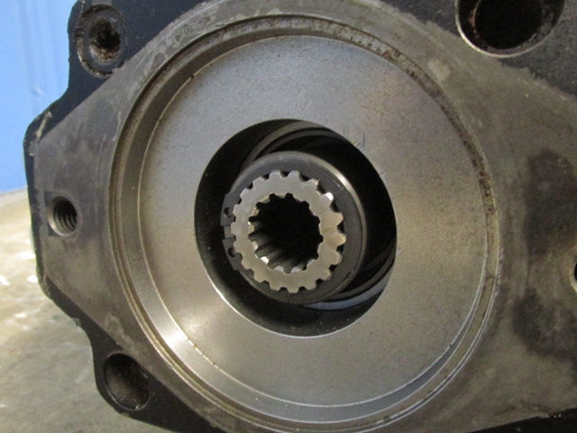 Thumbnail: Parker C136D3LCH208DDBP0N Hydraulic Piston Pump Hydrostatic QD-454351/1