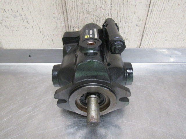 Thumbnail: Parker PAVC1610L2-10 Hydraulic Variable Piston Pump