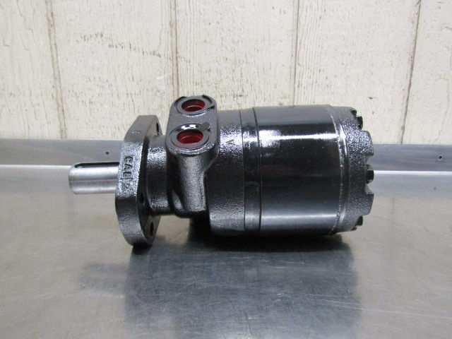 Thumbnail: White RE45080410 Hydraulic Roller Stator Motor 45.6 cu.in 505750A3120AAAAA