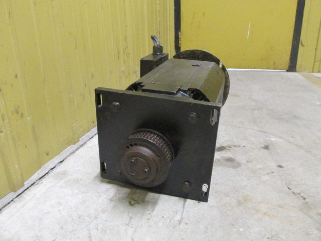 Thumbnail: Vickers V2604-AA26-042 Servo Motor Cincinnati Sabre 1000 Spindle Motor