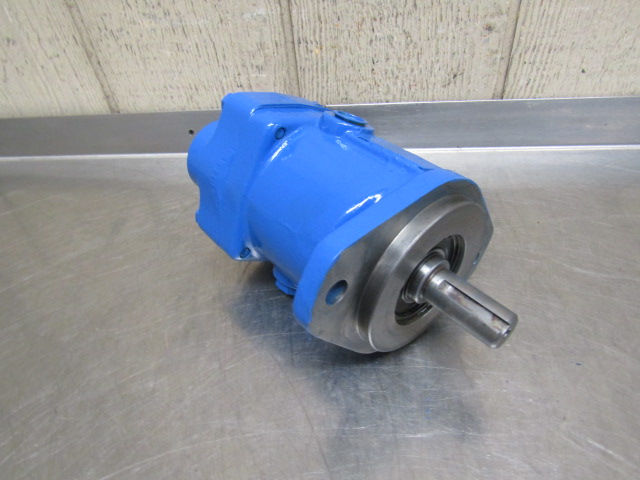 Thumbnail: OEM Vickers MFB10-UY-31 Hydraulic Piston Motor 8.11 - 13 HP  10 GPM @ 1800 RPM