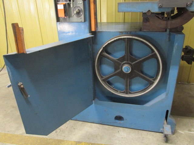 Thumbnail: Journeyman JM1220 Vertical Bandsaw 20" x 12" Variable Speed Band Saw 8215J20