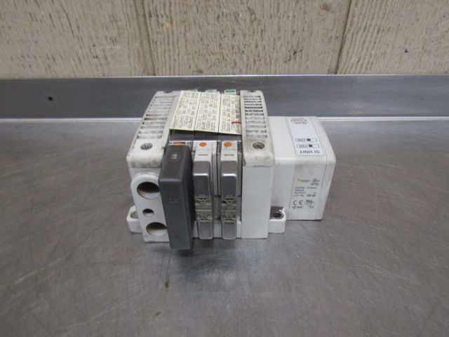 Thumbnail: SMC VV5QC2-J3P039 EX500 Pneumatic Solenoid Control Valve Bank Manifold 3 Spool