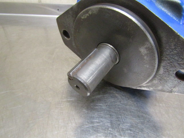 Thumbnail: Vickers 35V30AA10182 Hydraulic Vane Pump 30 GPM @ 1200 RPM 5.91 cu.in/r