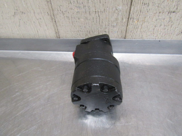 Thumbnail: OEM Eaton Char-Lynn 103-1055-010 Hydraulic Motor NEW