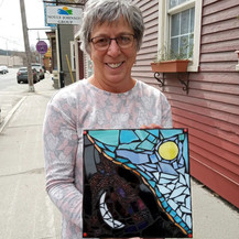 Intro to Glass Mosaic Student at Day Breaks GLass Studio in Bethel, VT