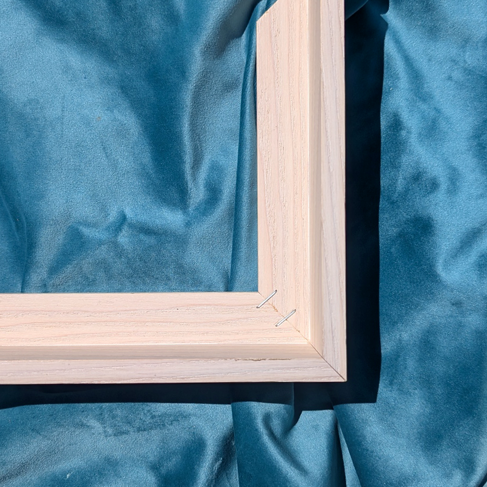Thumbnail: Floating Frames