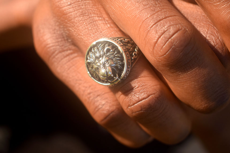 Thumbnail: Men's Sterling Silver Lion Ring