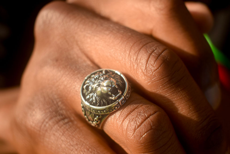Thumbnail: Men's Sterling Silver Lion Ring