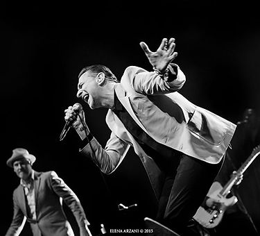 Dave Gahan _ Ph.jpg