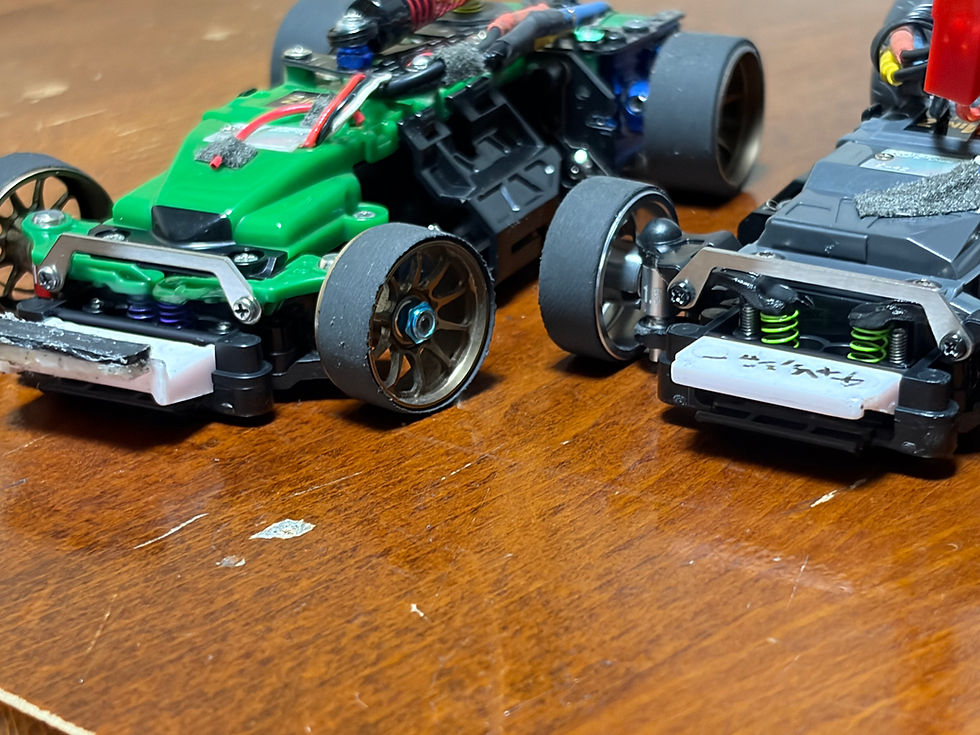 アッパーアームブレース