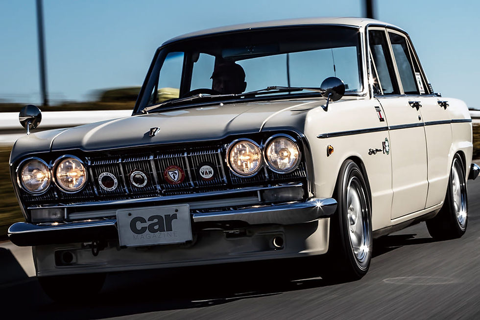 お客様と懐かしの車トーク