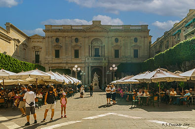 MAL_EUR0028-W-2.jpg