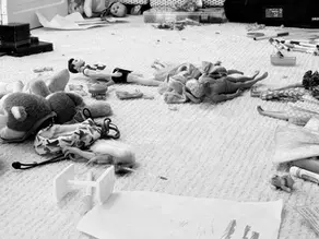 Screens vs. Imagination: Why Hands-On Play Matters for Kids