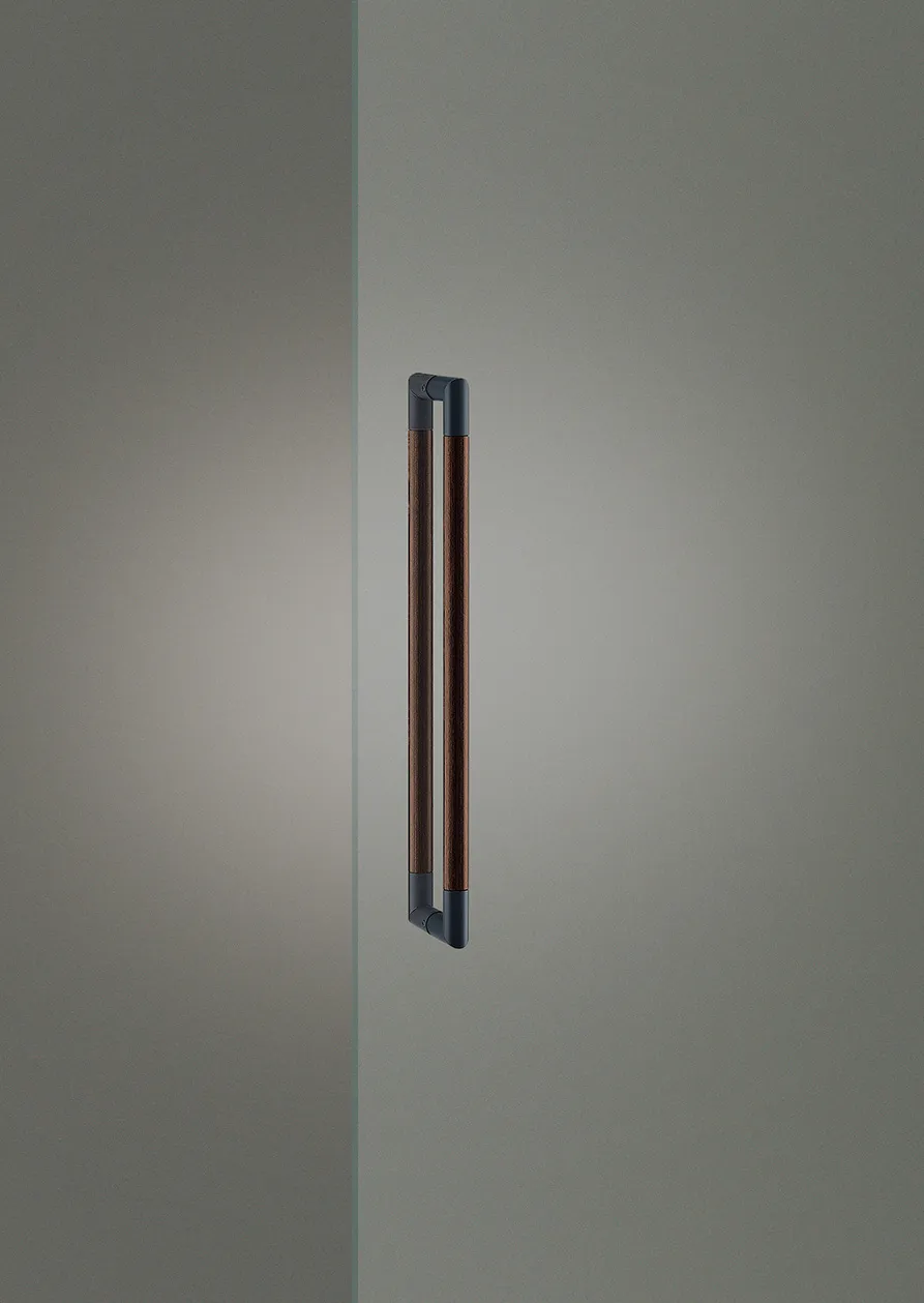 ELMES OF JAPAN CONTEMPORARY ENTRY DOOR PULL - G2750