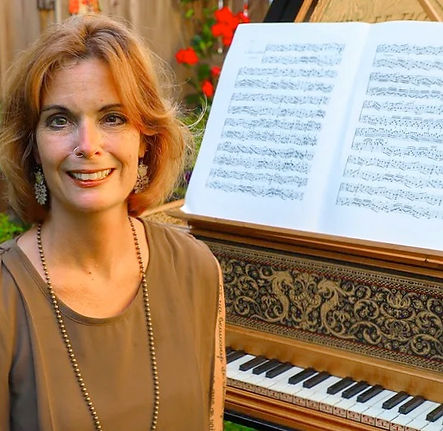 Deborah Evans_edited.jpg