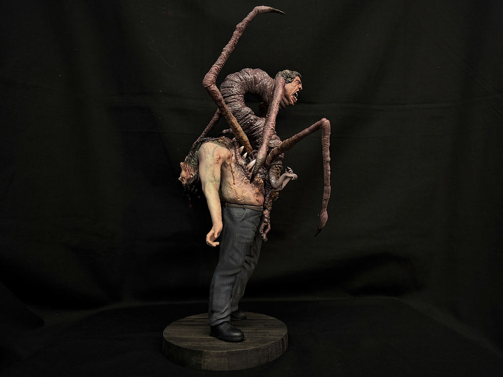 サムネイル： John Carpenter The Thing Norris Thing Art Statue
