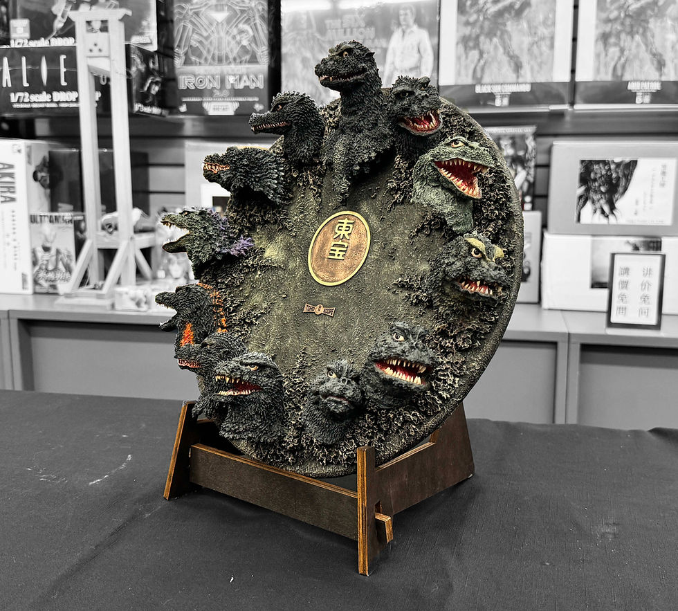 サムネイル： History Of Godzilla Mural Plaque Art Statue (One-Off) ゴジラの歴史完成品