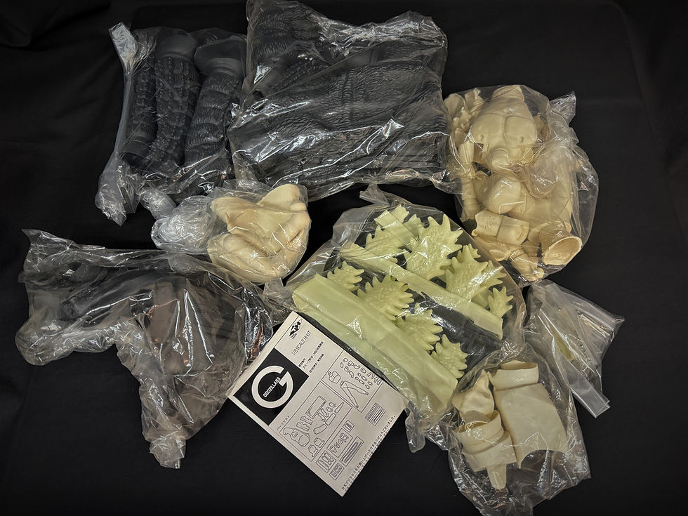 Thumbnail: Godzilla 1993 Costume 1:6 Figure Vinyl Model Kit