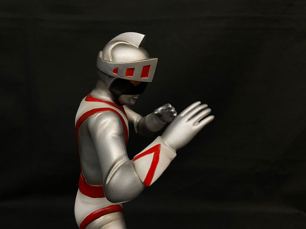 Thumbnail: Silver Kamen Art Statue シルバー仮面 完成品