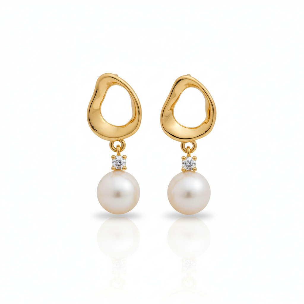 <The Gallery> Flow Freshwater Pearl Earrings in 18K White Gold Vermeil
