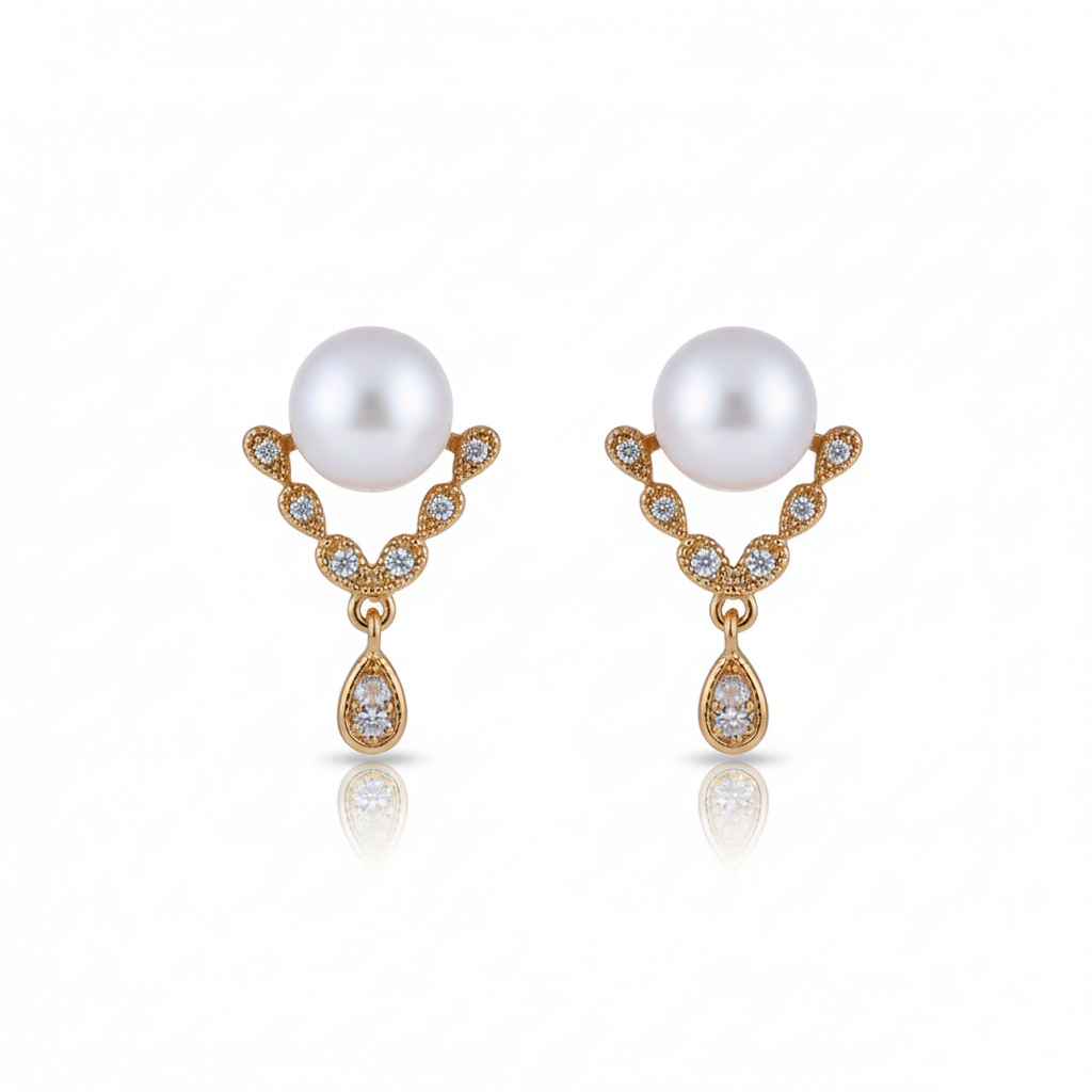 <The Gallery> Château Freshwater Pearl Drop Earrings in 18K Gold Vermeil