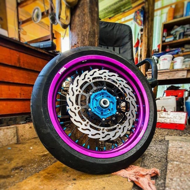 Miniature : JANTE AVANT MBL 100% PERSONNALISABLE