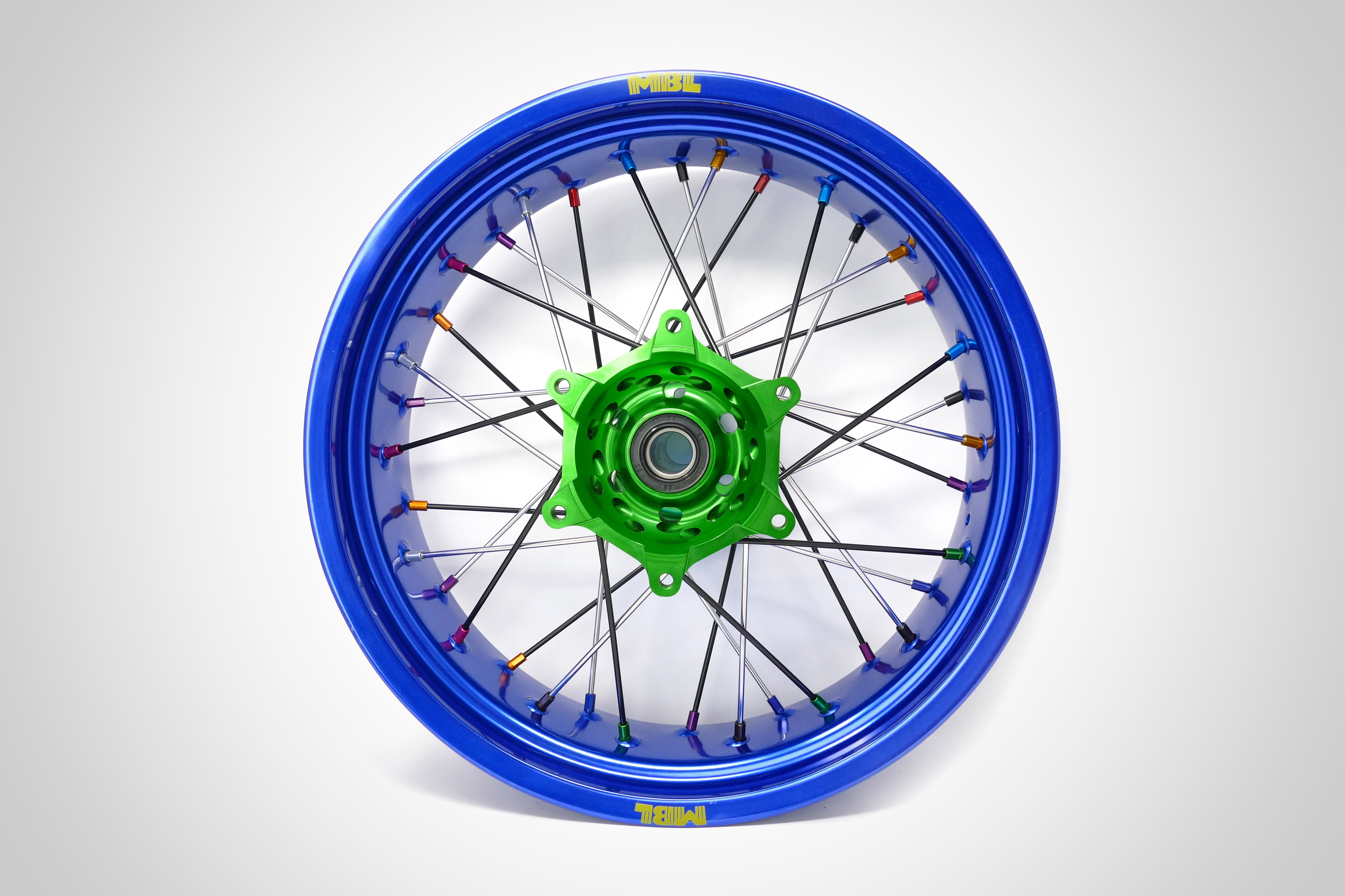 (TUBELESS) JANTE ARRIÈRE MBL 100% PERSONNALISABLE