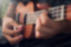 Ukulele - istorie, fun facts si beneficiile cantatului la acest instrument inedit (1).jpg