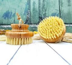 Dry body brushing 3