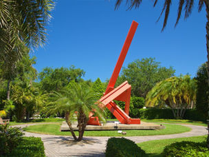 Self Storage Near Vero Beach Landmarks: Beaches, Schools & Local Attractions