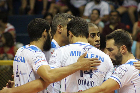 Semifinais disputam da Copa Brasil de vôlei acontecem nesta quinta-feira