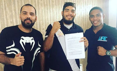 Santoestevense Carlos “Boi” é contratado pelo UFC