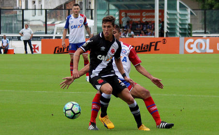 Bahia perde para o Vasco e deixa liderança
