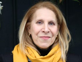 Emma Marsantes : « En suivant ces destins de femmes opprimées, j’ai réalisé combien, paradoxalement, le patriarcat a détruit les deux sexes » (N’efface pas mes cercles)