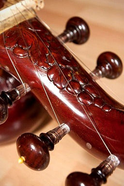 Thumbnail: 1930s Kanailal & Brother Soundhole Sitar