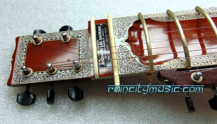 Thumbnail: 2015 Mohan Lal Sharma Ganja-Patta D# Studio Sitar from Rain City Music