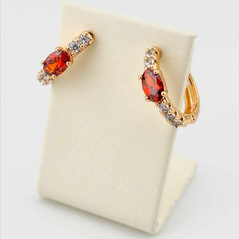 Cercei Arcadia roşu