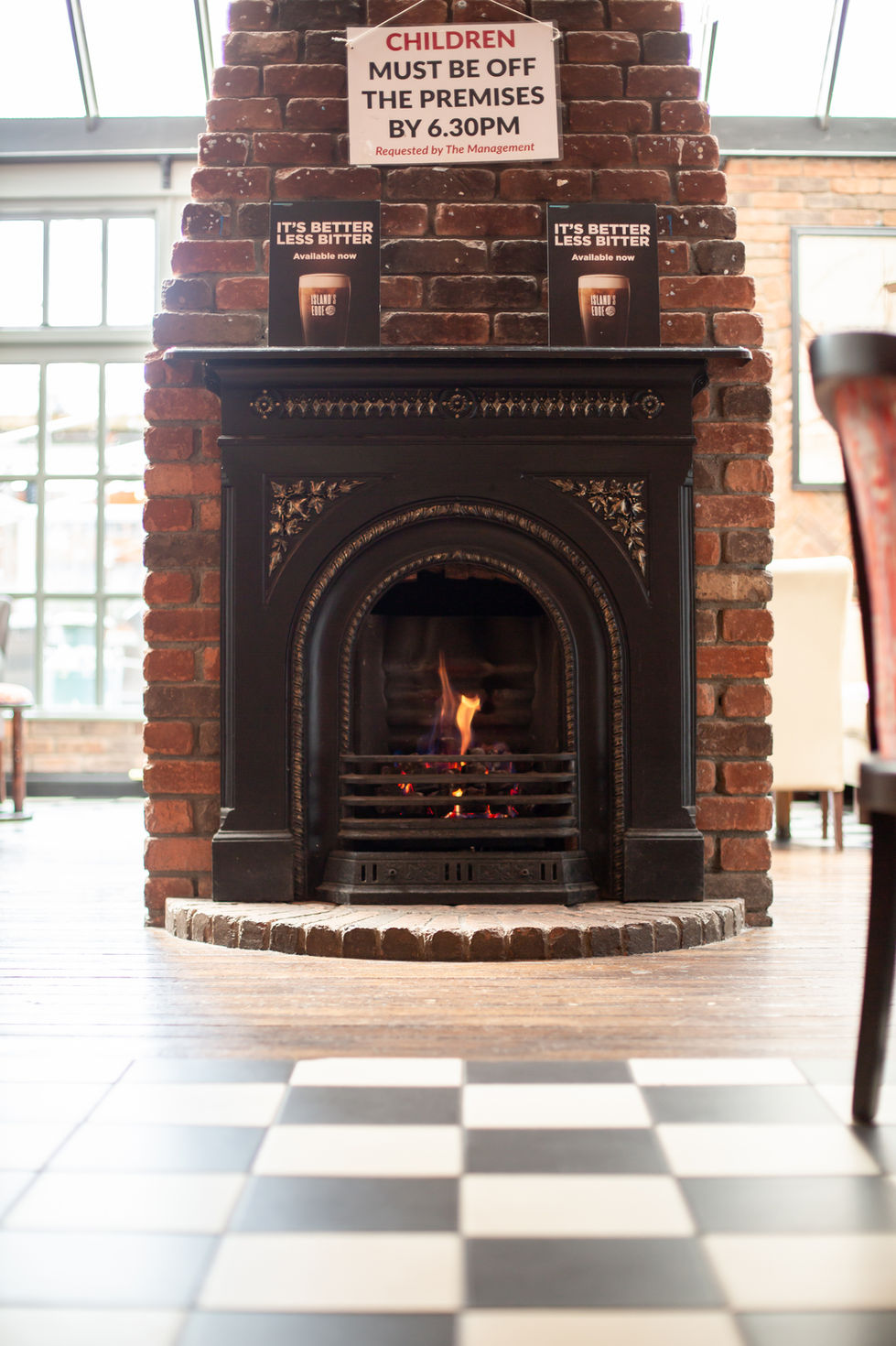 Byrnes Pub - Tight Angles9.jpg