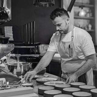 Meni Shadmi OCD restrunt  