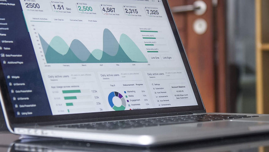 Computer with Graph_edited.jpg