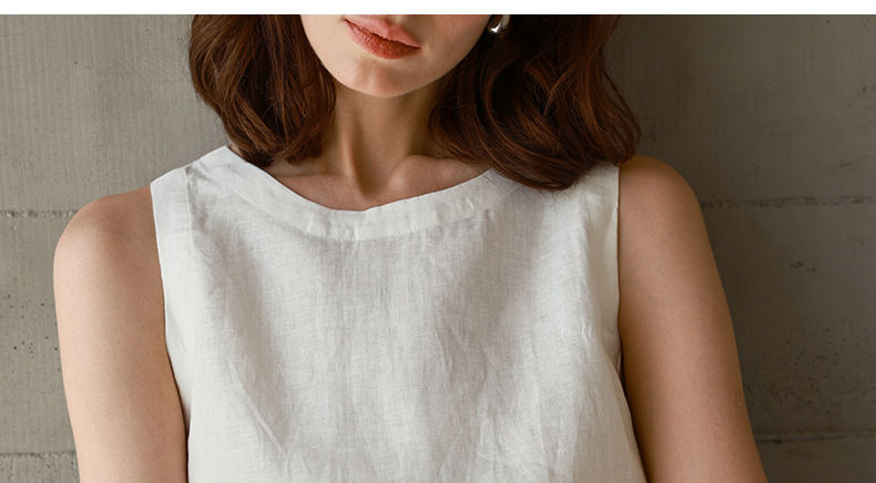 Thumbnail: The Verona Minimalist Linen Cropped Top
