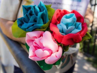 FINALIZA TALLER DE CONFECCIÓN DE FLORES ETERNAS