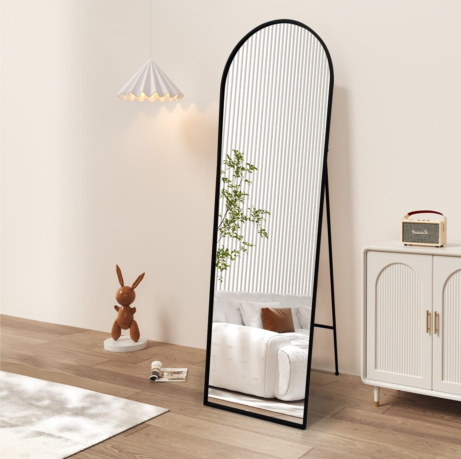 מראה קשת עומדת מסגרת שחורה