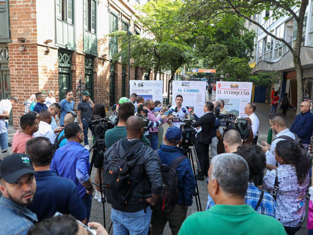 Conectar a Colombia y Panamá vía terrestre e iniciar la planeación de un canal interoceánico 
