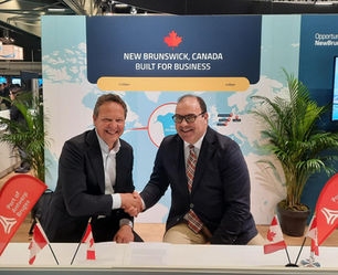 Les ports de Belledune et d'Antwerp-Bruges signent un accord pour accélérer le commerce de l'énergie verte