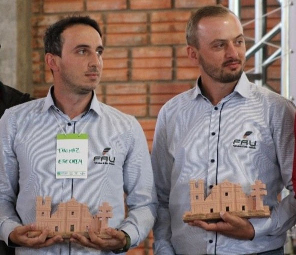 Joseph Rio Fau FAU participa do encerramento dos grupos de ILP e PISA no noroeste do ...