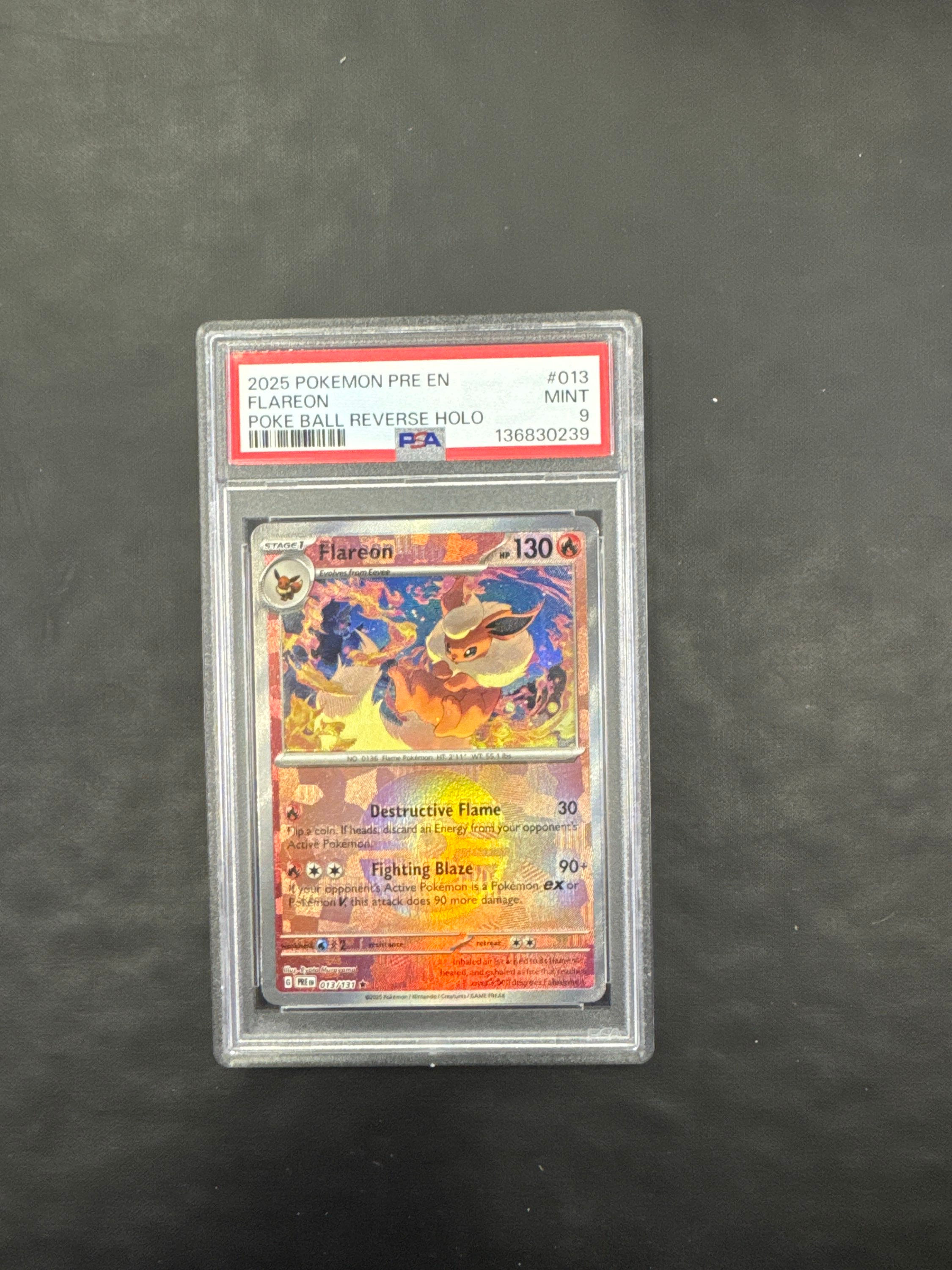 FLAREON #013 MINT 9 