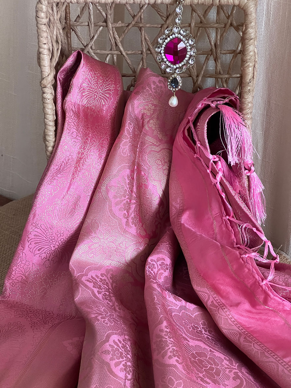 Handloom banarasi silk saree pencil work ballet pink 3